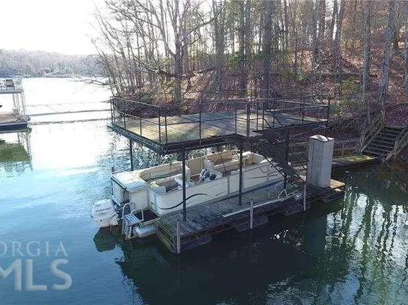 3551 Monroe Cir, Gainesville, GA 30506