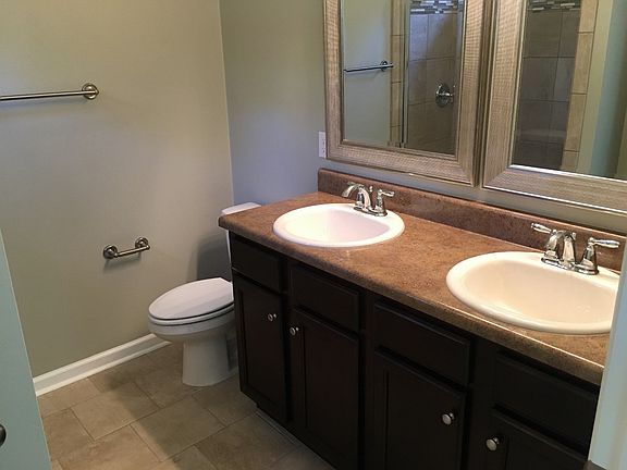 4th image of 1001 Chase Creek Cir