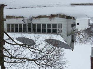 120 E Pleasant St, Rockwell City, IA 50579