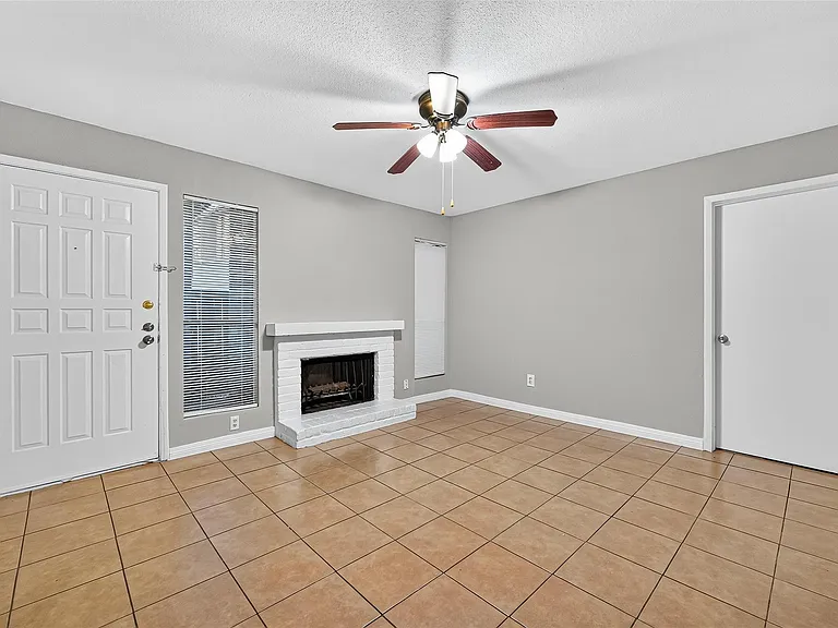 2110 Wilcrest Dr #138 — Photo 7