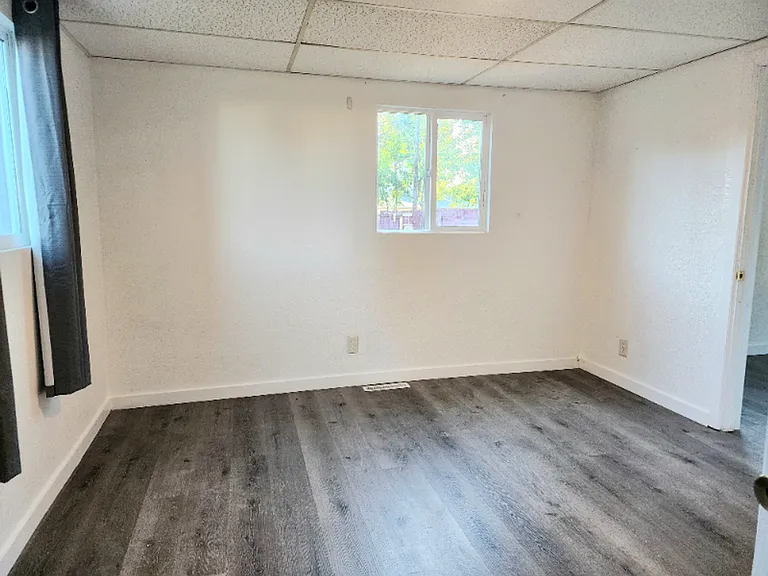 1316 Stone Ave — Photo 2