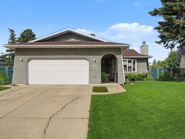 3212 73rd St NW, Edmonton, AB T6K 1K1