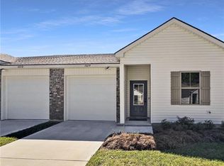 16210 Thorncrown Ln, Baton Rouge, LA 70816