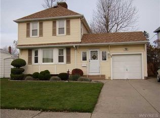 12 Coralwood Ct, Cheektowaga, NY 14215