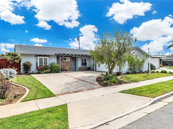 2802 Loreto Ave, Costa Mesa, CA 92626