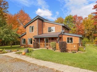 1916 North Rd, Eden Mills, VT 05653