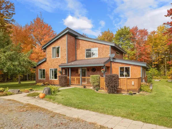 1916 North Road, Eden, VT 05653