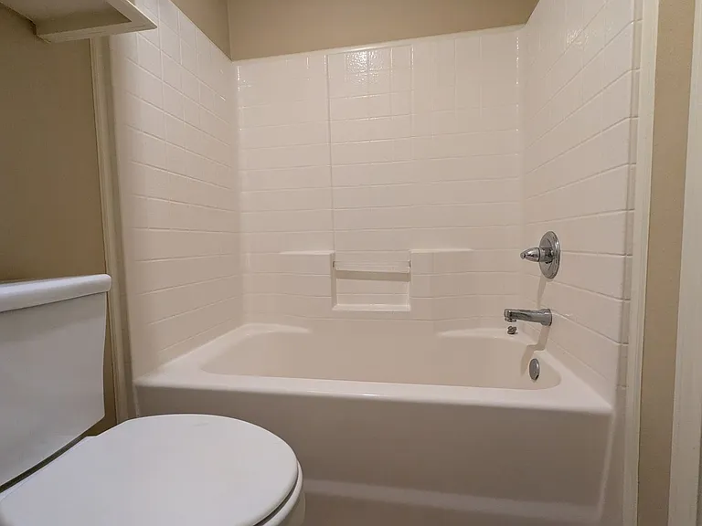 4412 105th St #2 — Photo 14