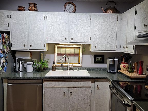 5th image of 4225 Mitchell Creek Dr #B-3