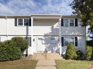 80 Wellswood Rd APT 3, Amston, CT 06231