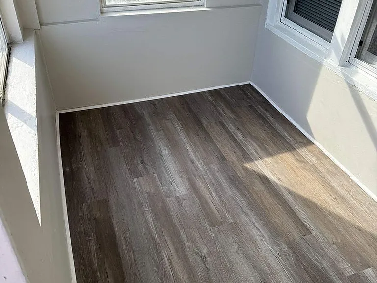4604 Johnson Ave — Photo 3