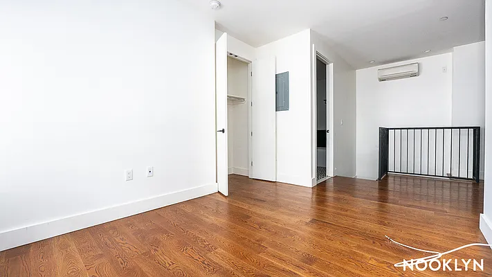 Rented by Nooklyn NYC LLC | media 3