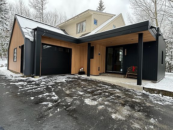 2nd image of 5002 Spring St