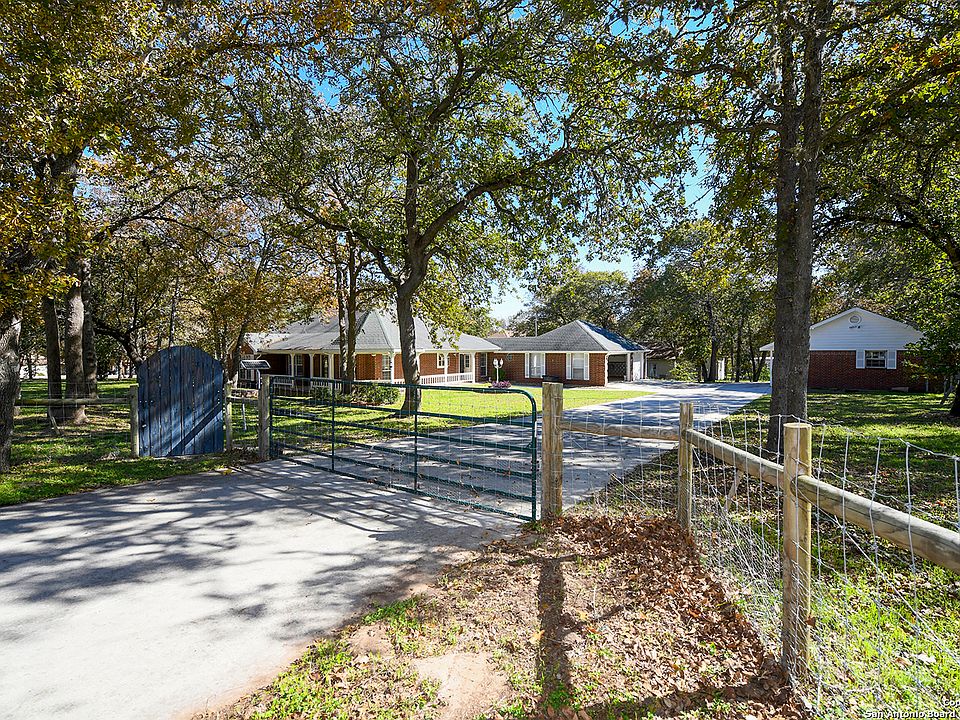 1st image of 1183 COUNTRY VIEW DR