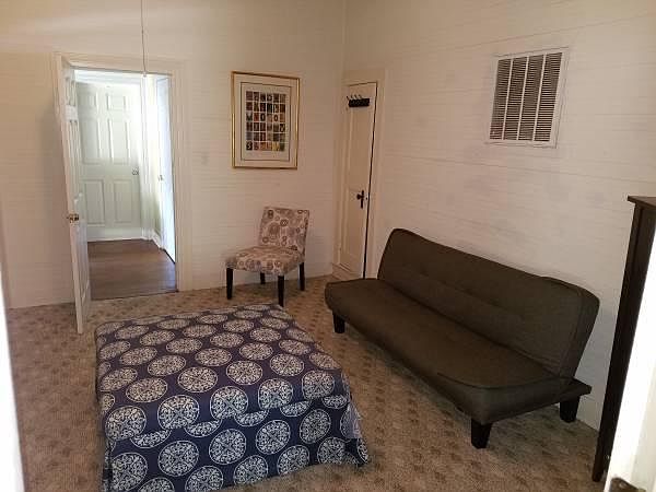 2nd image of 1322 Haile St #C