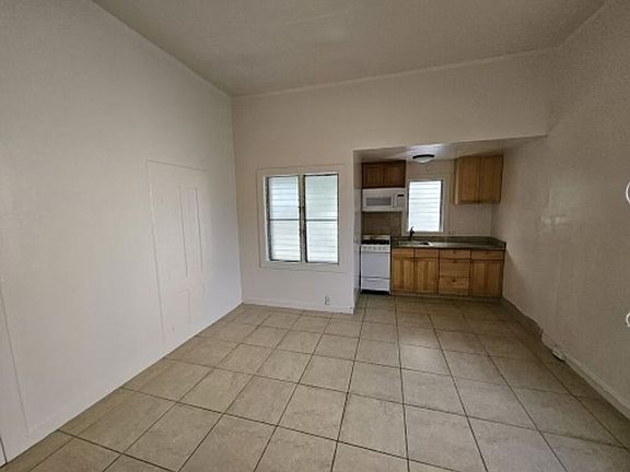 2nd image of 1804 Poki St #G1