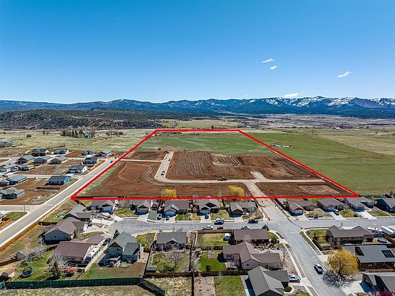 2nd image of 114 Wild Horse Drive