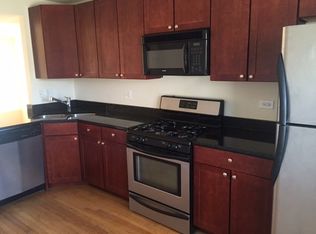 6441 N Damen Ave APT 2W, Chicago, IL 60645