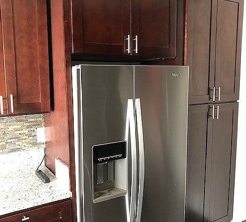3rd image of 14627 Christine Dr Unit 17