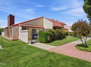 2124 El Domingo Cir #13, Lancaster, CA 93536
