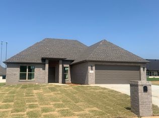 2306 S 19th St, Paragould, AR 72450