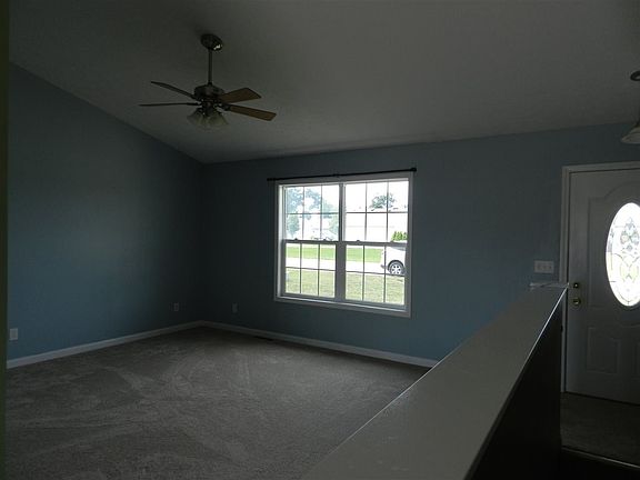 4th image of 56874 Christine Dr