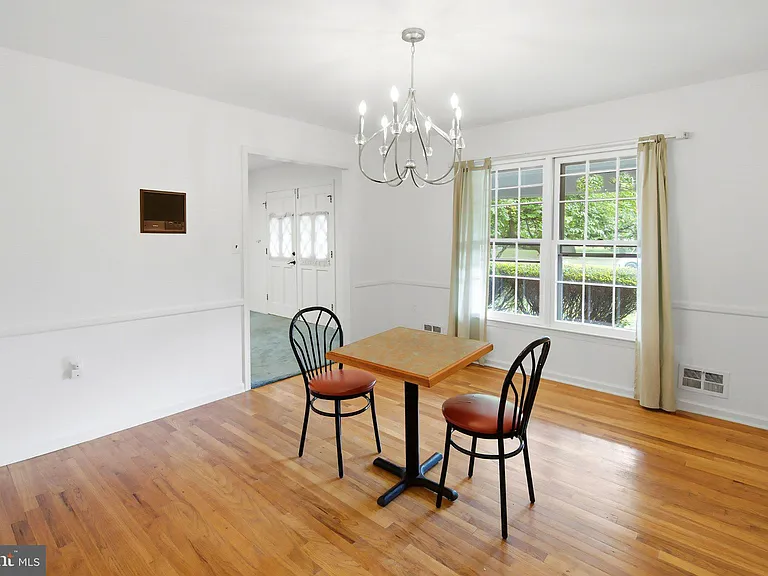 7 Hathaway Dr — Photo 11