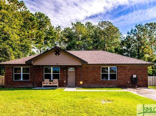 33 Angie St NE, Hinesville, GA 31313