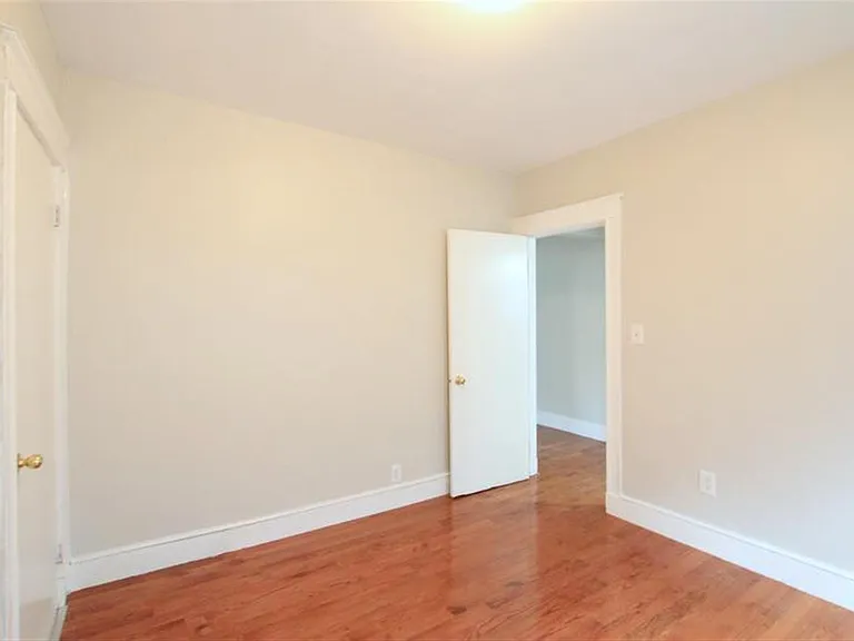 121 Yale St #1 — Photo 9
