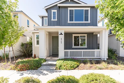 2742 Bella Cir Photo 1