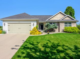 4902 Butterfield Dr, Midland, MI 48642