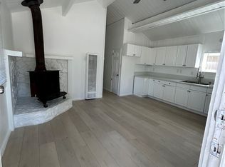 359 Sunset Ln, Sugarloaf, CA 92386