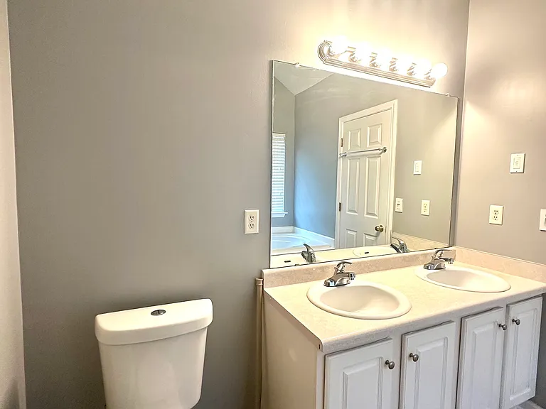 1630 Isleworth Cir — Photo 18
