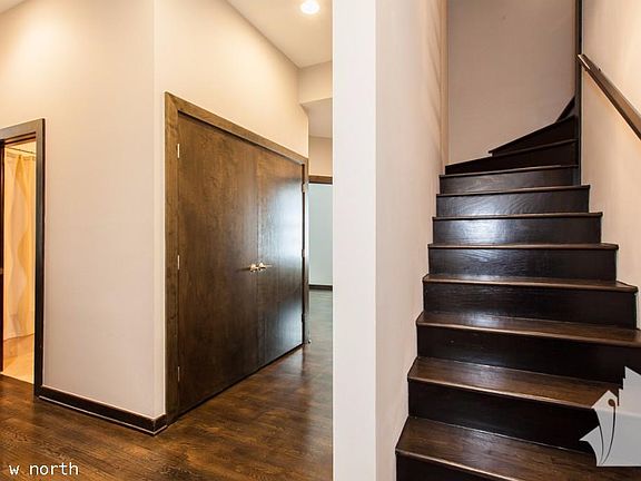 5th image of 2152 W North Ave #1125