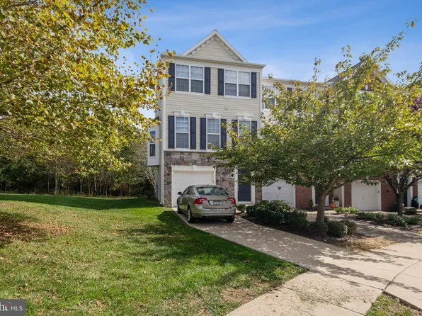 320 Strine Ct, Phoenixville, PA 19460