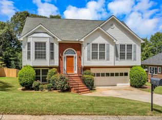 3260 Pierce Arrow Cir, Suwanee, GA 30024