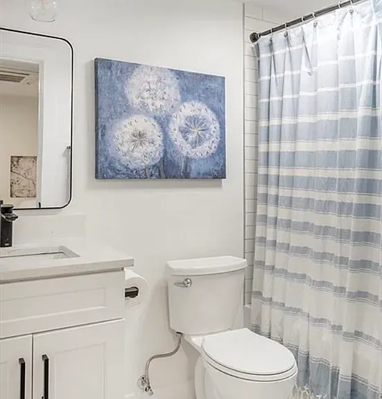 8 Viking St #3 — Photo 8