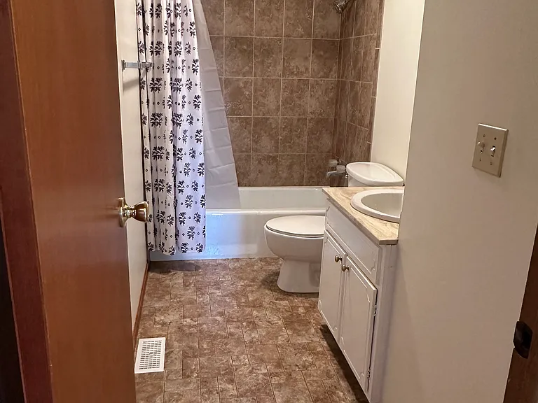 13 Florentine Ct — Photo 12