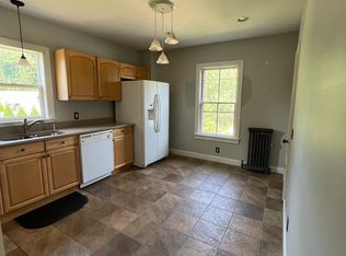 258 Wilbur Ave #2, Cranston, RI 02921