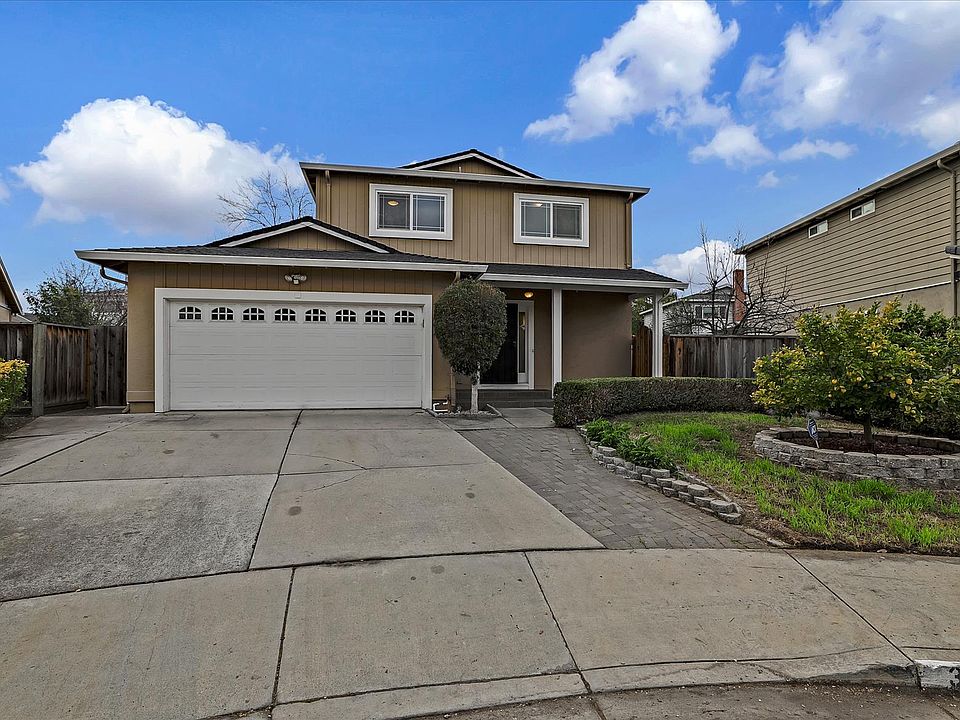 1st image of 3223 Lamond Ct