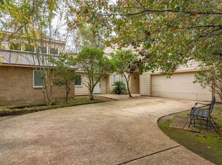 136 S Timber Top Dr, Spring, TX 77380