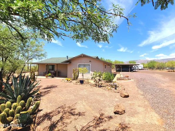 43839 N 18TH Street, New River, AZ 85087