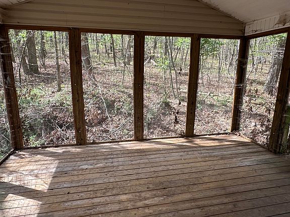 4th image of 1071 Wood Yates Rd