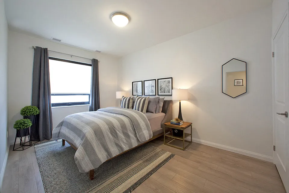 Watson Park Apartments — Photo 4