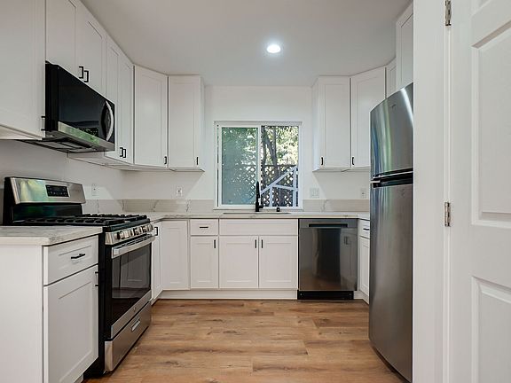 2nd image of 2005 21st St #4