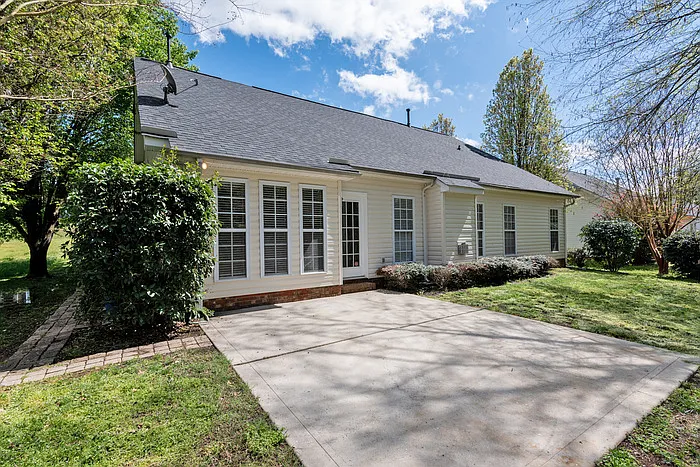 3601 Straussburg Woods Ln — Photo 6