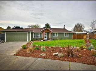 135 Le Roy Cir, Medford, OR 97501