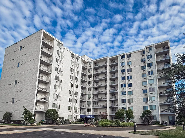 1000 River Rd #9G — Photo 14
