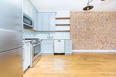 Rented by SCOUTBK.COM