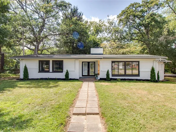 25 Oakwood Pl, Jerseyville, IL 62052